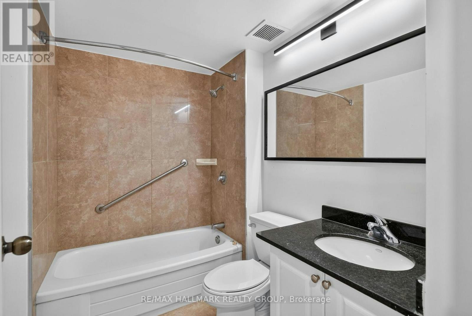 1011-435 Albert Street, Ottawa, ON, K1R 7X4 - 11