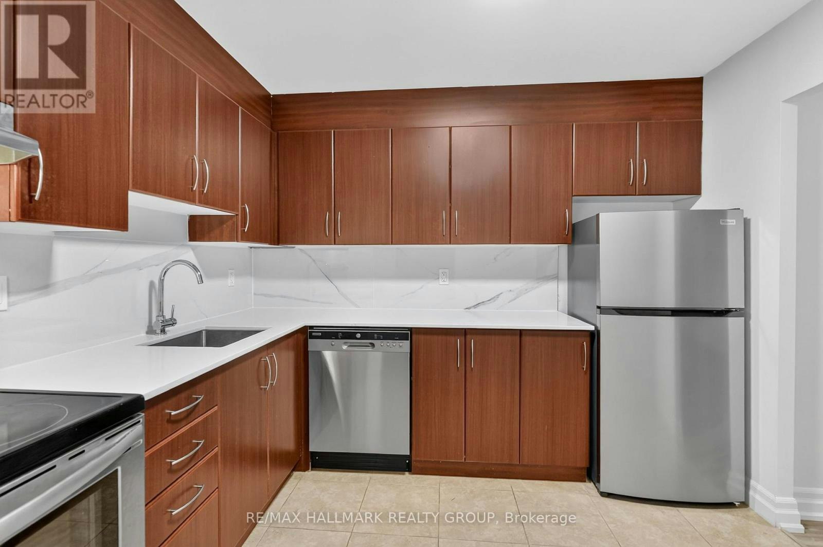 214-435 Albert Street, Ottawa, ON, K1R 7X4 - 15