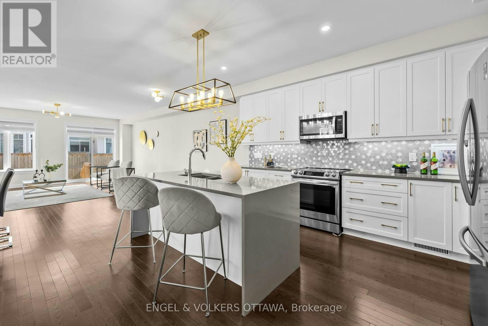 133 Angelonia Crescent, Ottawa, ON, K1T 0Y5 - 5