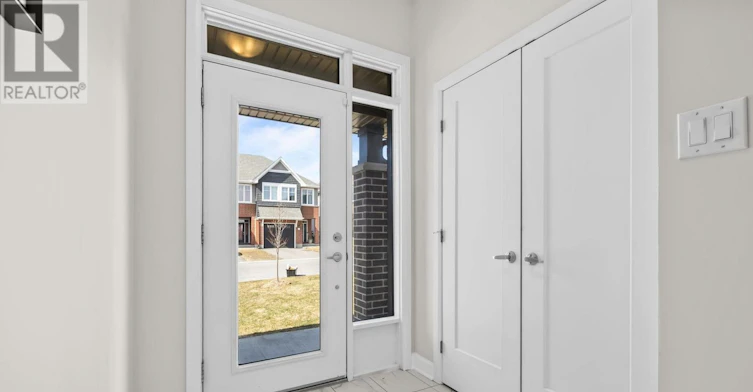 133 Angelonia Crescent, Ottawa, ON, K1T 0Y5 - 2