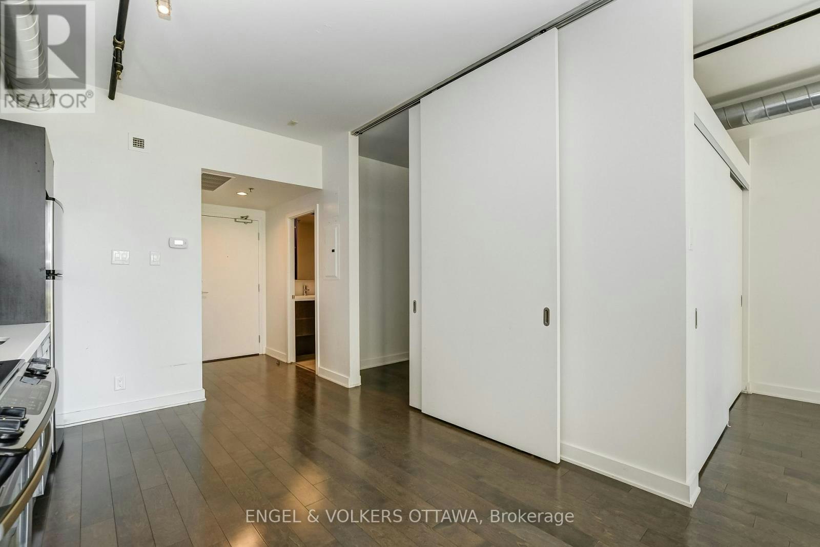 249-340 Mcleod Street, Ottawa, ON, K2P 1A4 - 11
