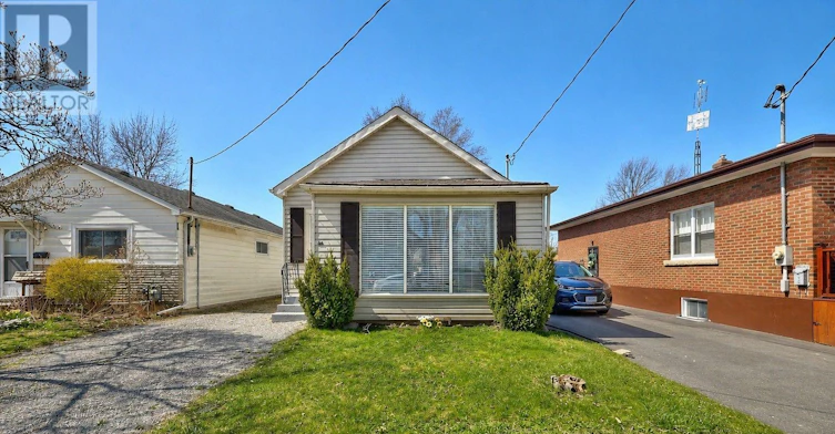 44 Churchill Street, St. Catharines, ON, L2S 2P5 - 2