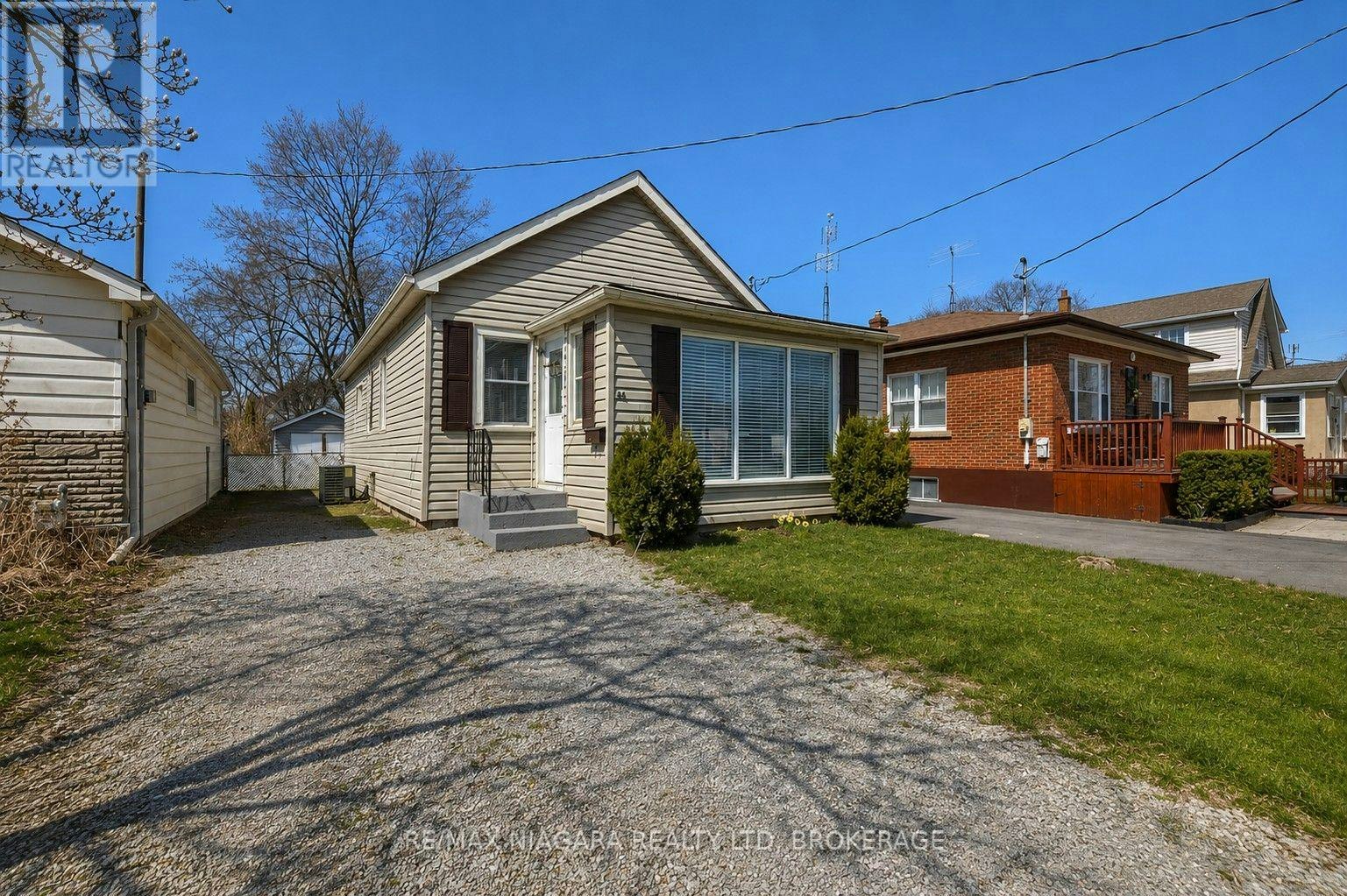 44 Churchill Street, St. Catharines, ON, L2S 2P5 - 3