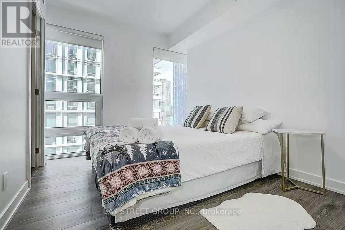 2011-100 Queen Street E, Toronto, ON, M5C 0B5 - 8