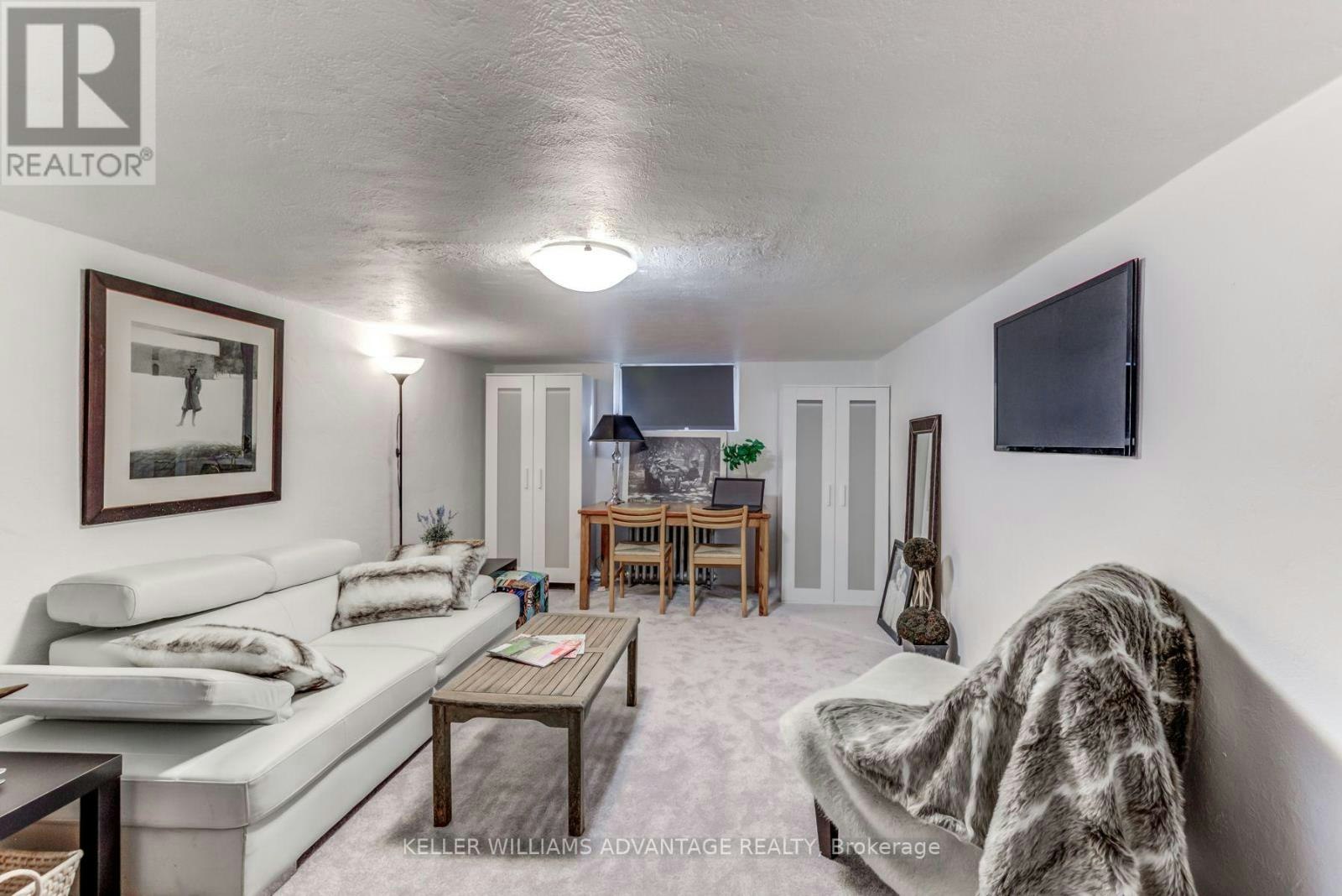 376 Glen Manor Drive, Toronto, ON, M4E 2X9 - 16