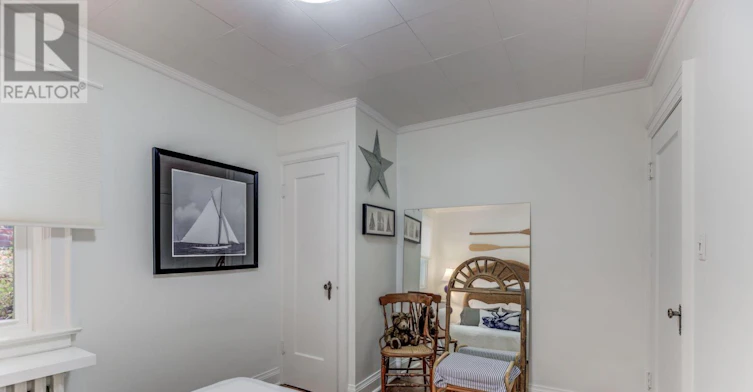 376 Glen Manor Drive, Toronto, ON, M4E 2X9 - 13