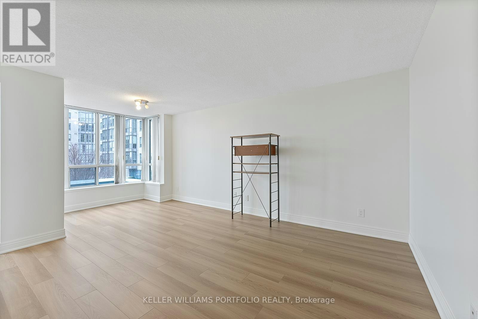 418-2550 Lawrence Avenue E, Toronto, ON, M1P 4Z3 - 6