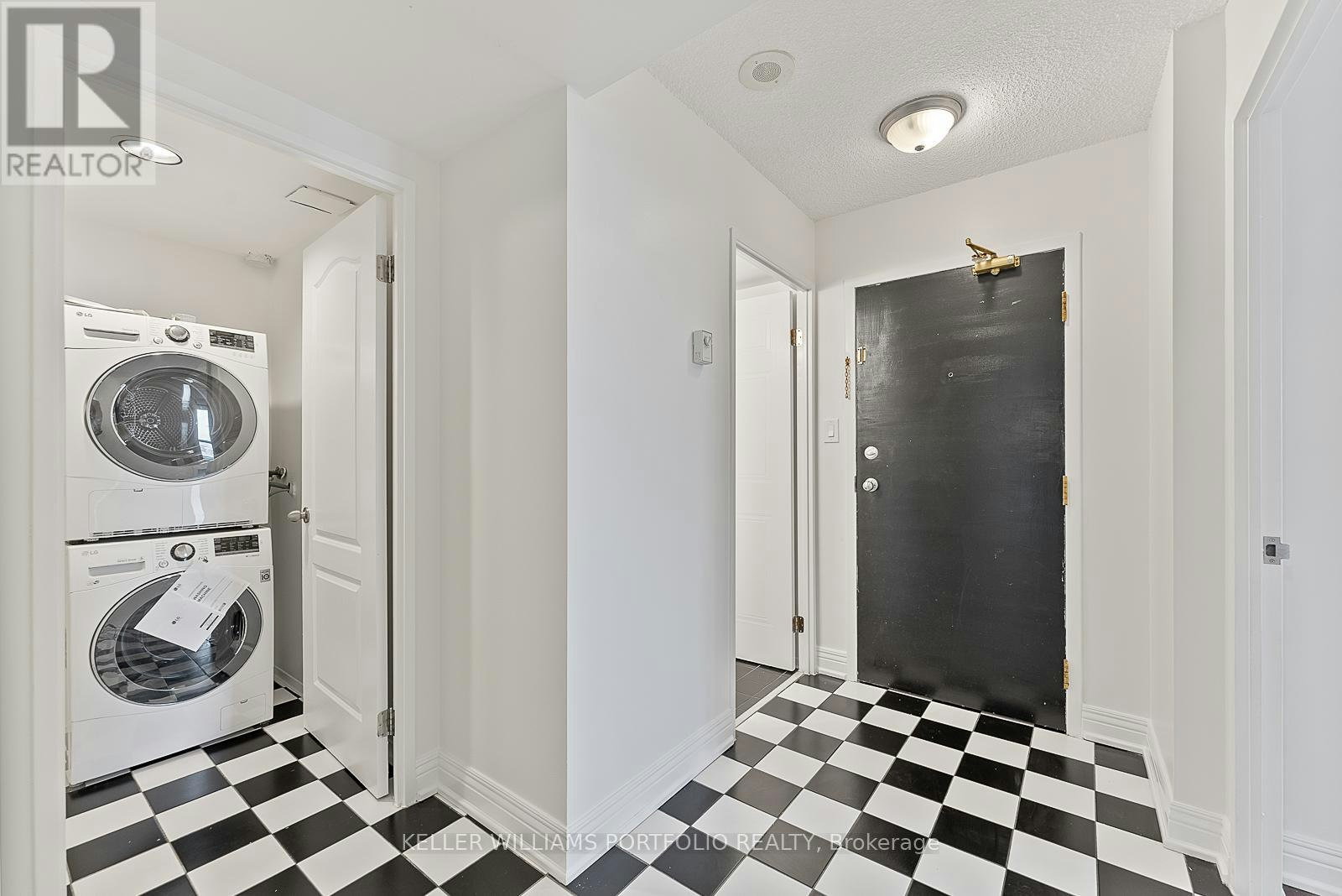 418-2550 Lawrence Avenue E, Toronto, ON, M1P 4Z3 - 3
