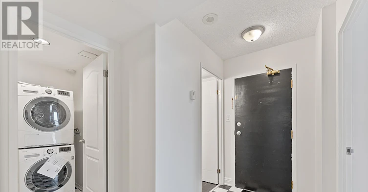 418-2550 Lawrence Avenue E, Toronto, ON, M1P 4Z3 - 3