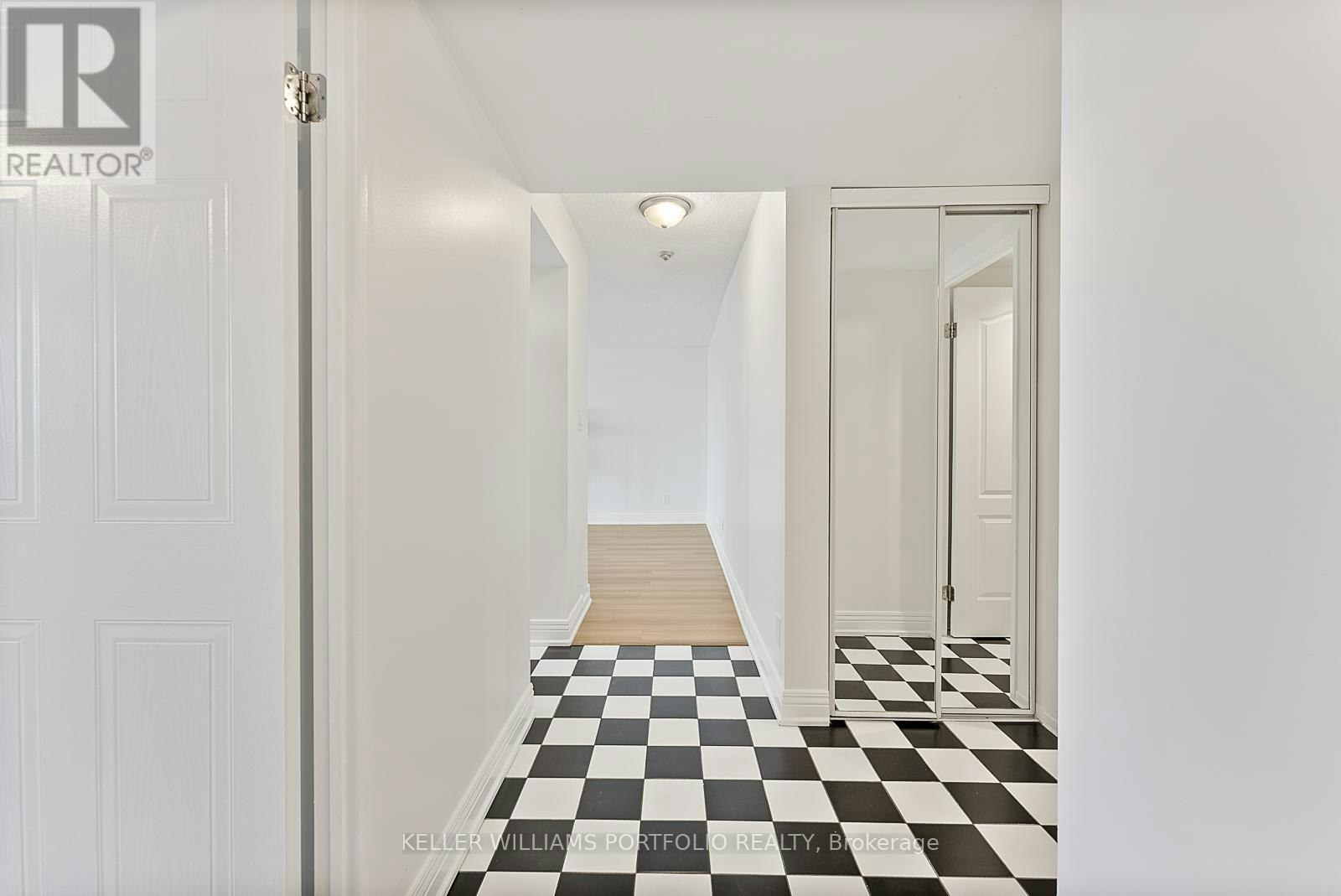 418-2550 Lawrence Avenue E, Toronto, ON, M1P 4Z3 - 2