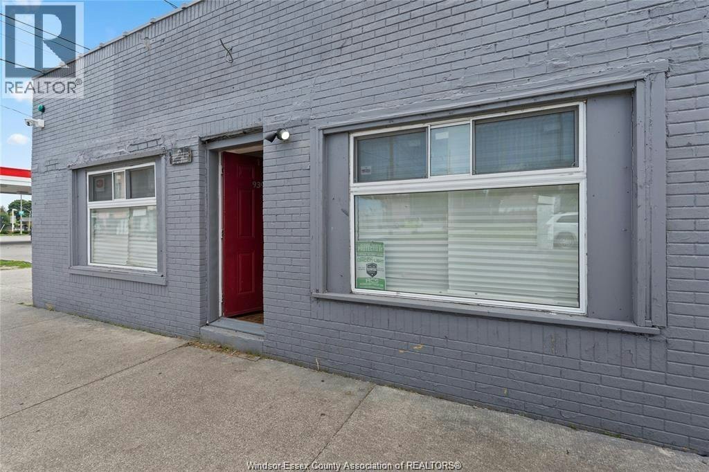 939 Wyandotte Street East, Windsor, ON, N9A 3K1