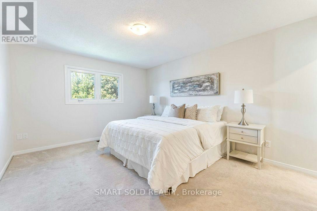 853 Apple Gate Court, Mississauga, ON, L5C 4L8 - 17