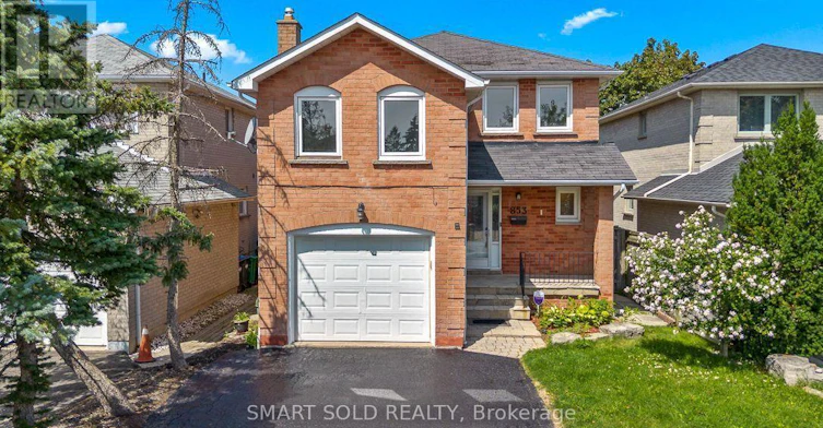853 Apple Gate Court, Mississauga, ON, L5C 4L8