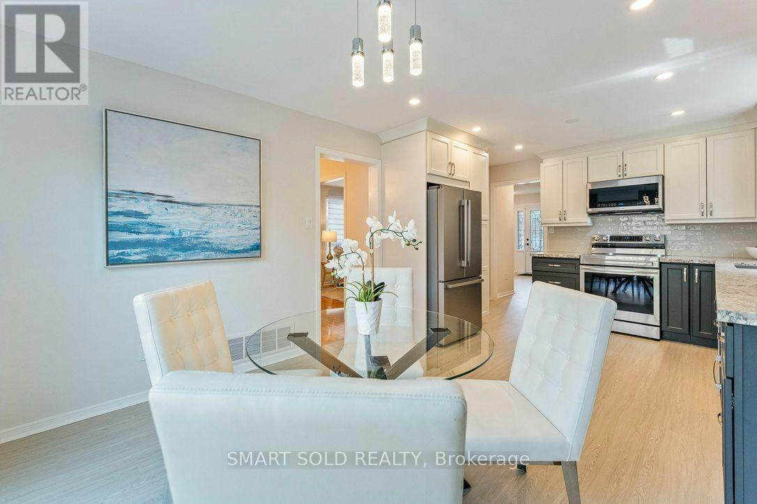 853 Apple Gate Court, Mississauga, ON, L5C 4L8 - 15