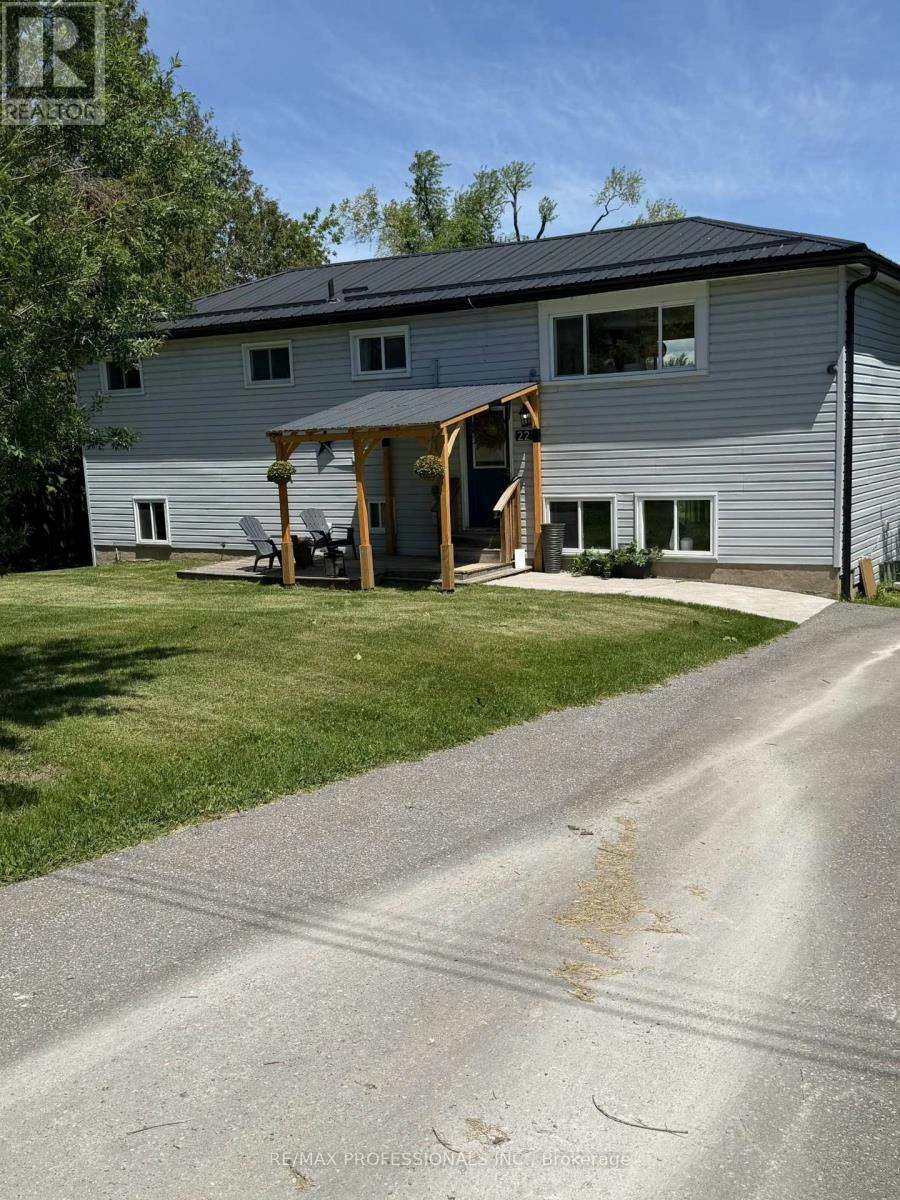22 Lawrence Street N, Kawartha Lakes, ON, K9J 6X3