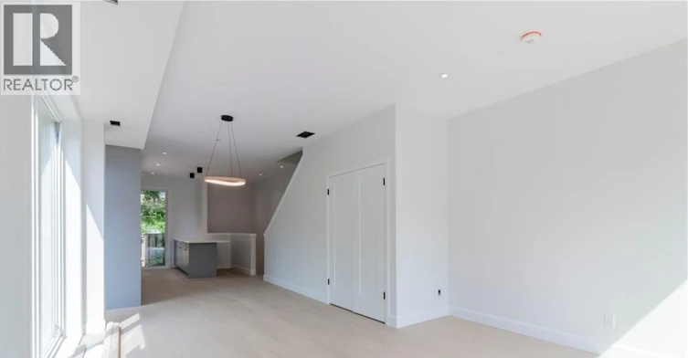 8-114 Madison Avenue S, Kitchener, ON, N2G 3M6 - 7