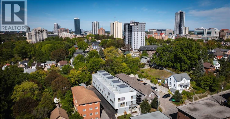 8-114 Madison Avenue S, Kitchener, ON, N2G 3M6 - 19