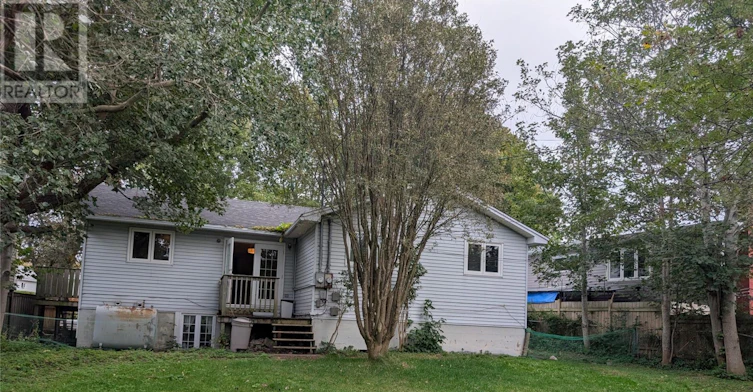 32 Dundas Street, St Johns, NL, A1B 1X2 - 2