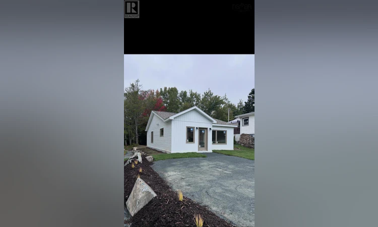 33 Waynewood Drive