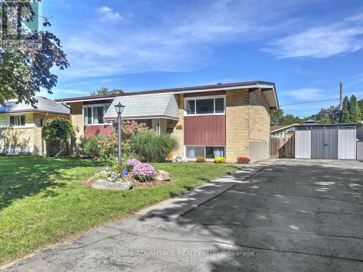 98 Goldwick Crescent, London, ON, N5V 2L1