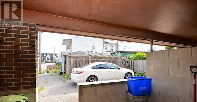 205 Rochester Street, Ottawa, ON, K1R 7M7 - 28