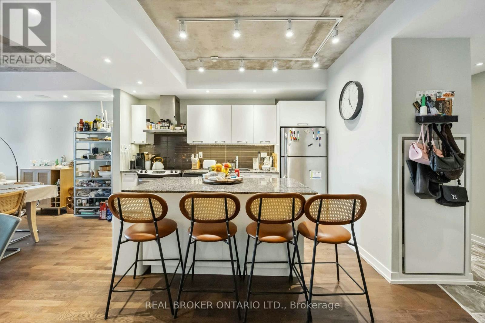 222-95 Bathurst Street, Toronto, ON, M5V 0H7 - 20