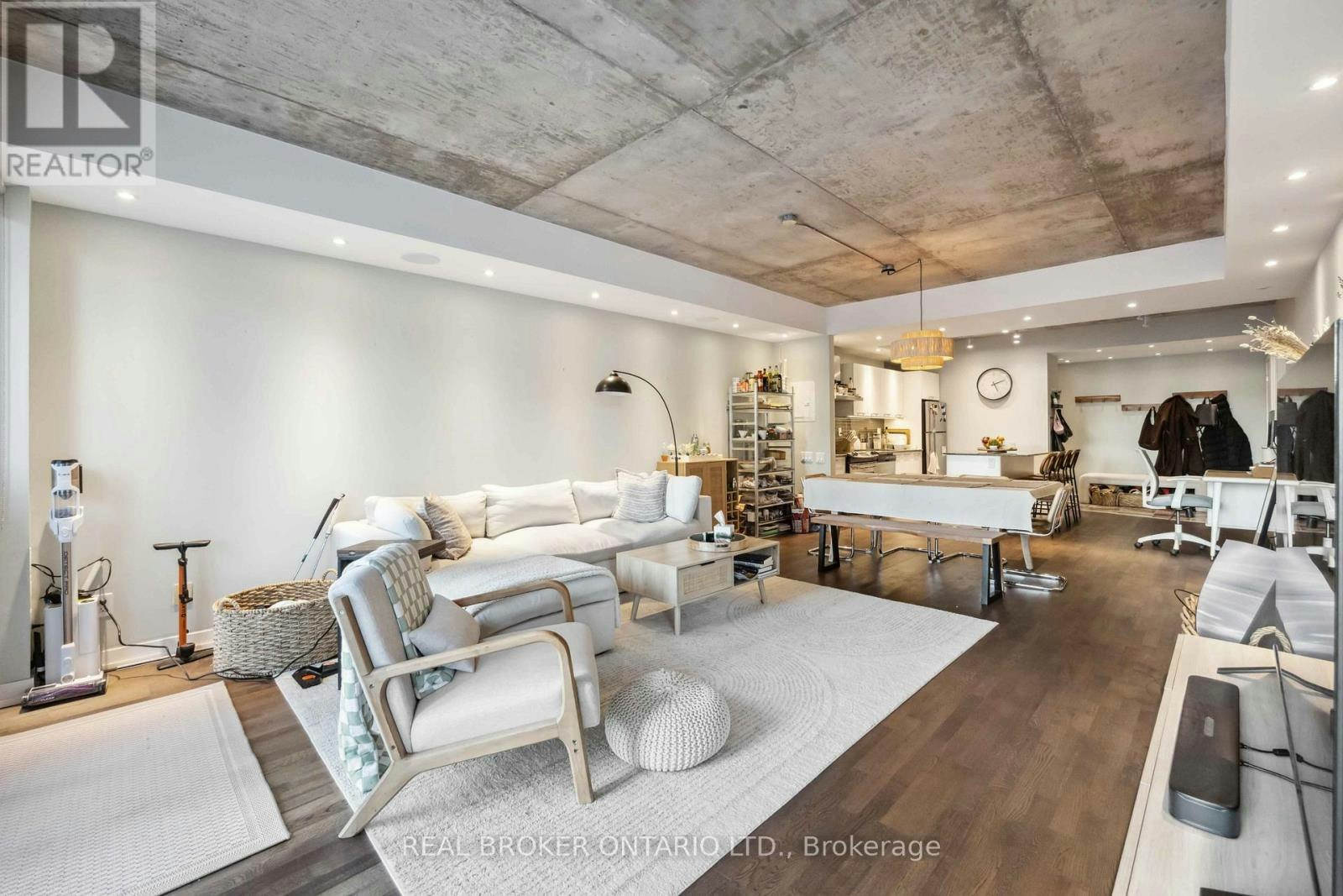 222-95 Bathurst Street, Toronto, ON, M5V 0H7 - 24