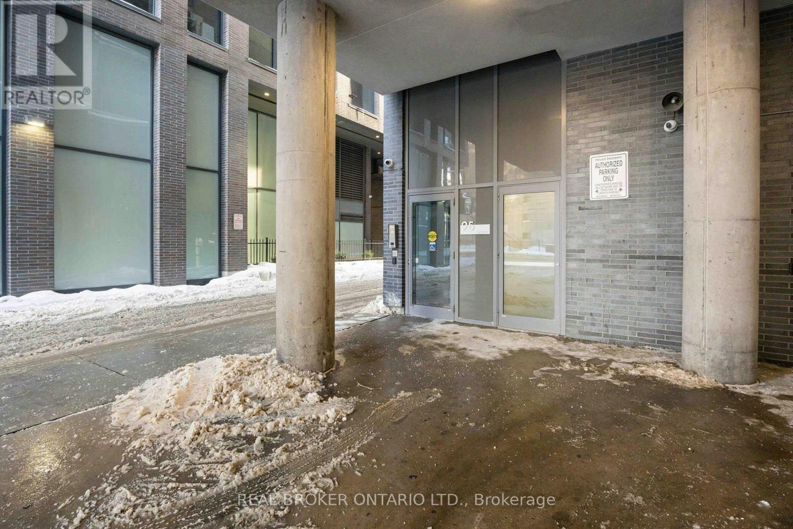 222-95 Bathurst Street, Toronto, ON, M5V 0H7 - 35