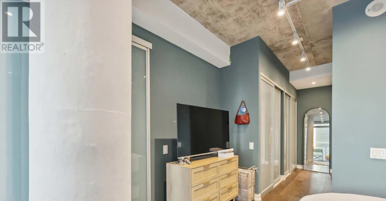 222-95 Bathurst Street, Toronto, ON, M5V 0H7 - 11