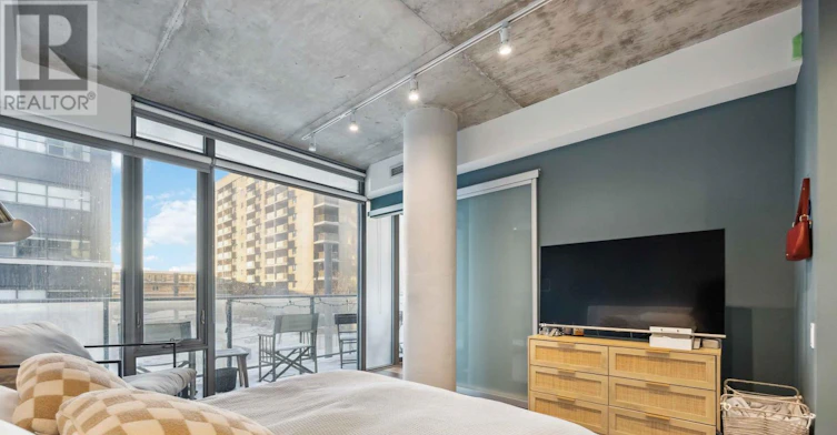 222-95 Bathurst Street, Toronto, ON, M5V 0H7 - 8