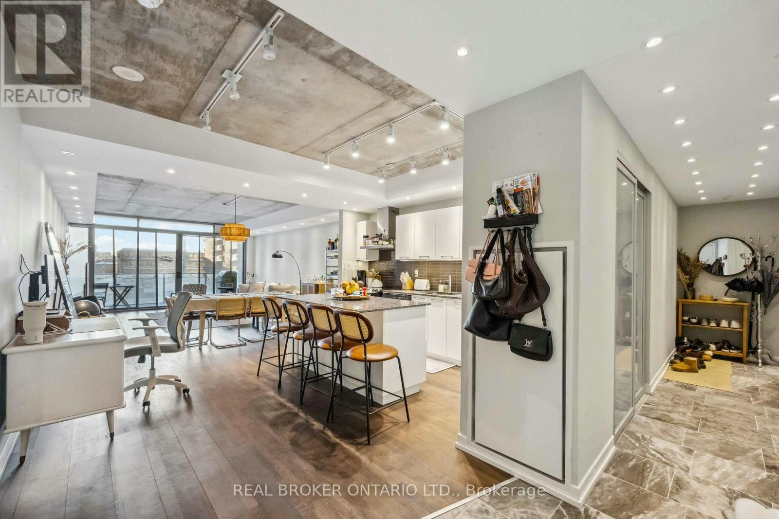 222-95 Bathurst Street, Toronto, ON, M5V 0H7 - 25