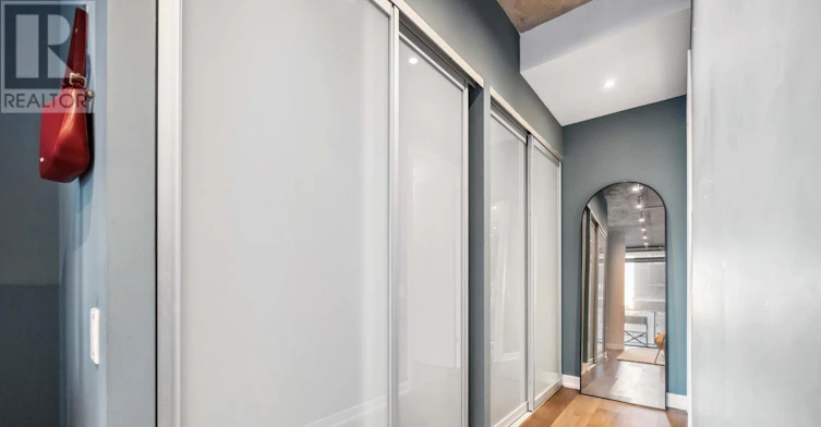 222-95 Bathurst Street, Toronto, ON, M5V 0H7 - 12