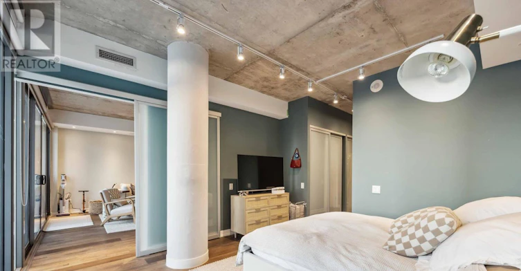 222-95 Bathurst Street, Toronto, ON, M5V 0H7 - 9