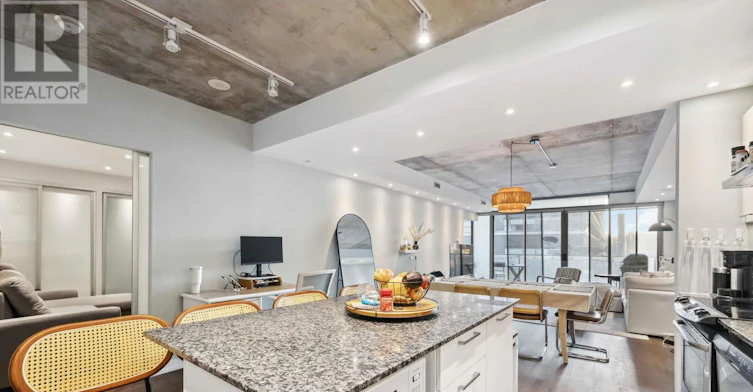 222-95 Bathurst Street, Toronto, ON, M5V 0H7 - 16