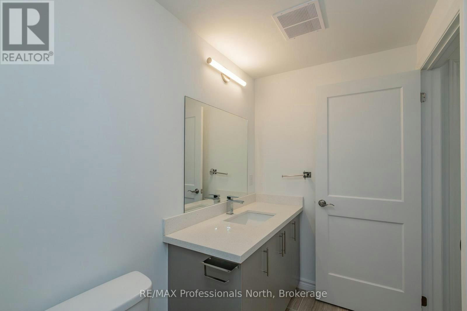104-6 Suncrest Lane, Huntsville, ON, P1H 0K3 - 27