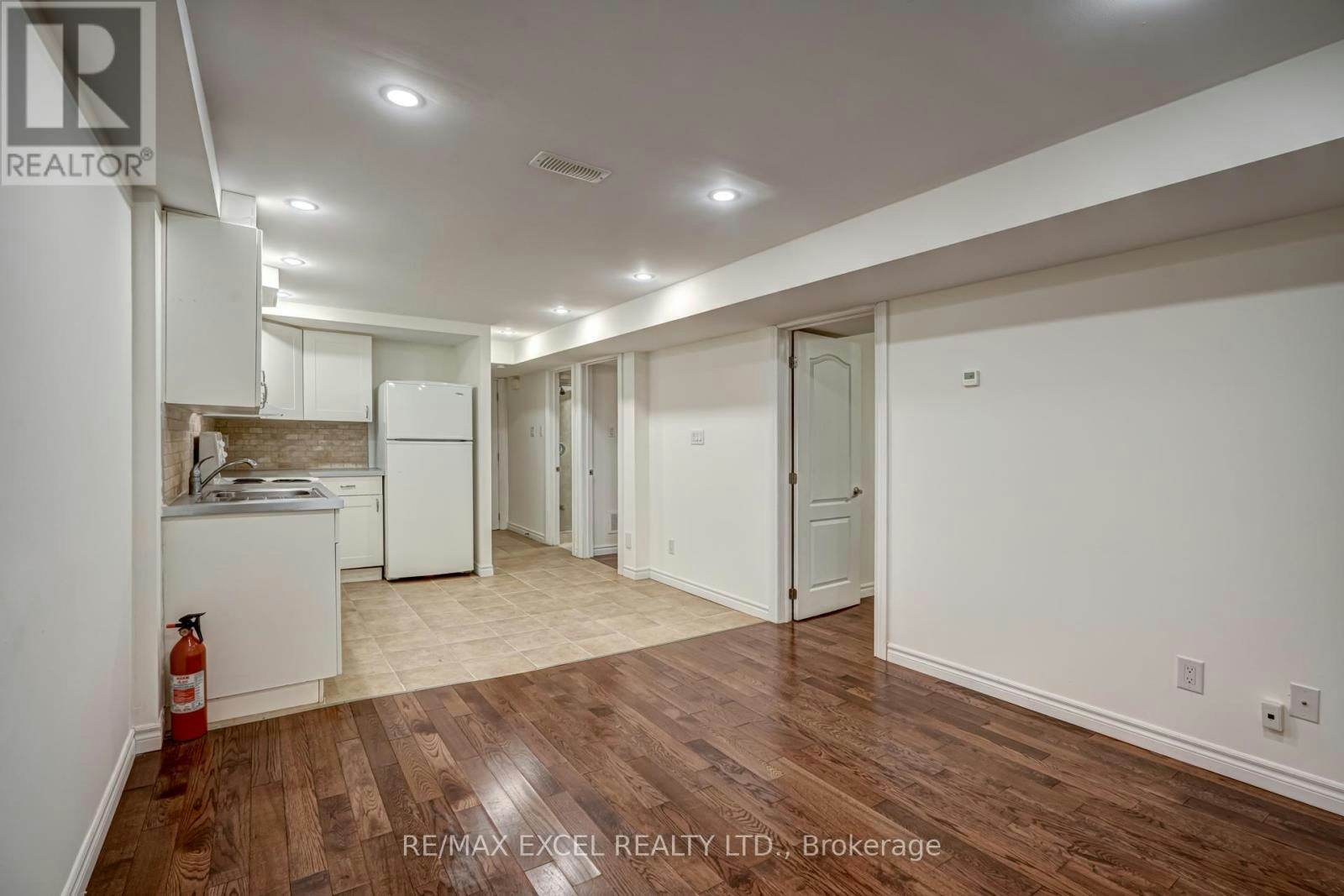 BSMT-45 Millbank Court, Vaughan, ON, L4J 6C1 - 12