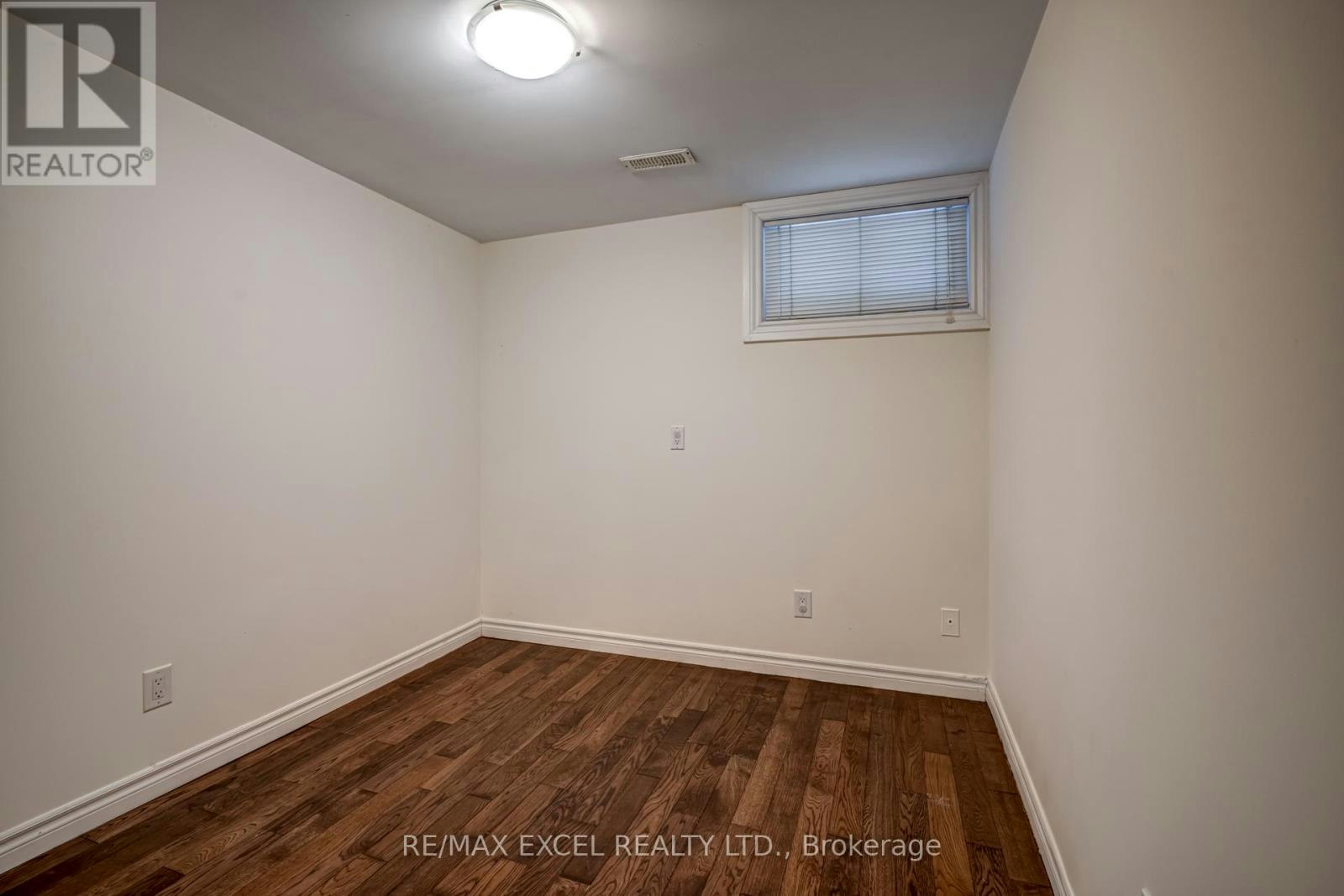BSMT-45 Millbank Court, Vaughan, ON, L4J 6C1 - 17
