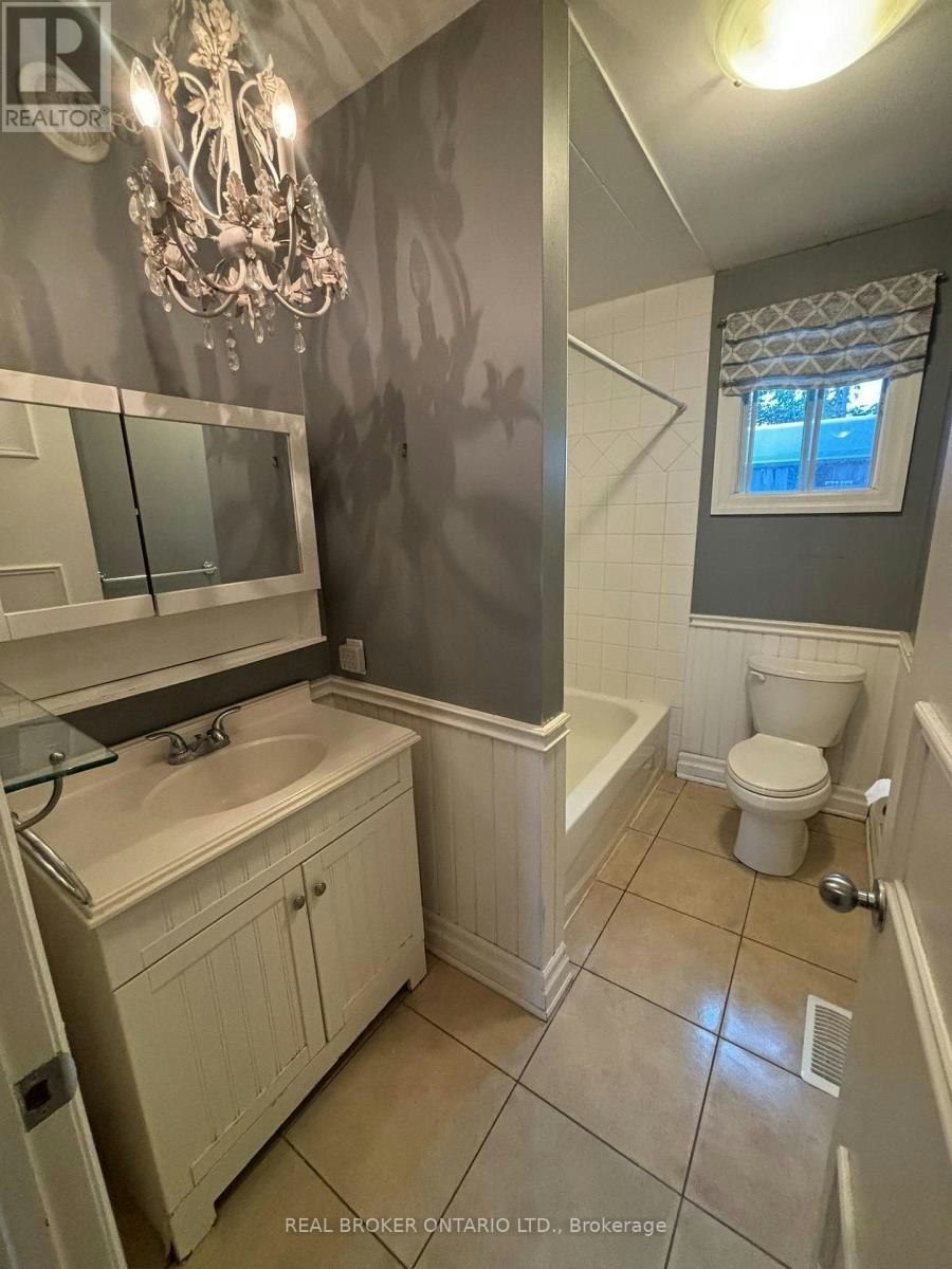 208 Kempview Lane, Barrie, ON, L4N 3W9 - 10