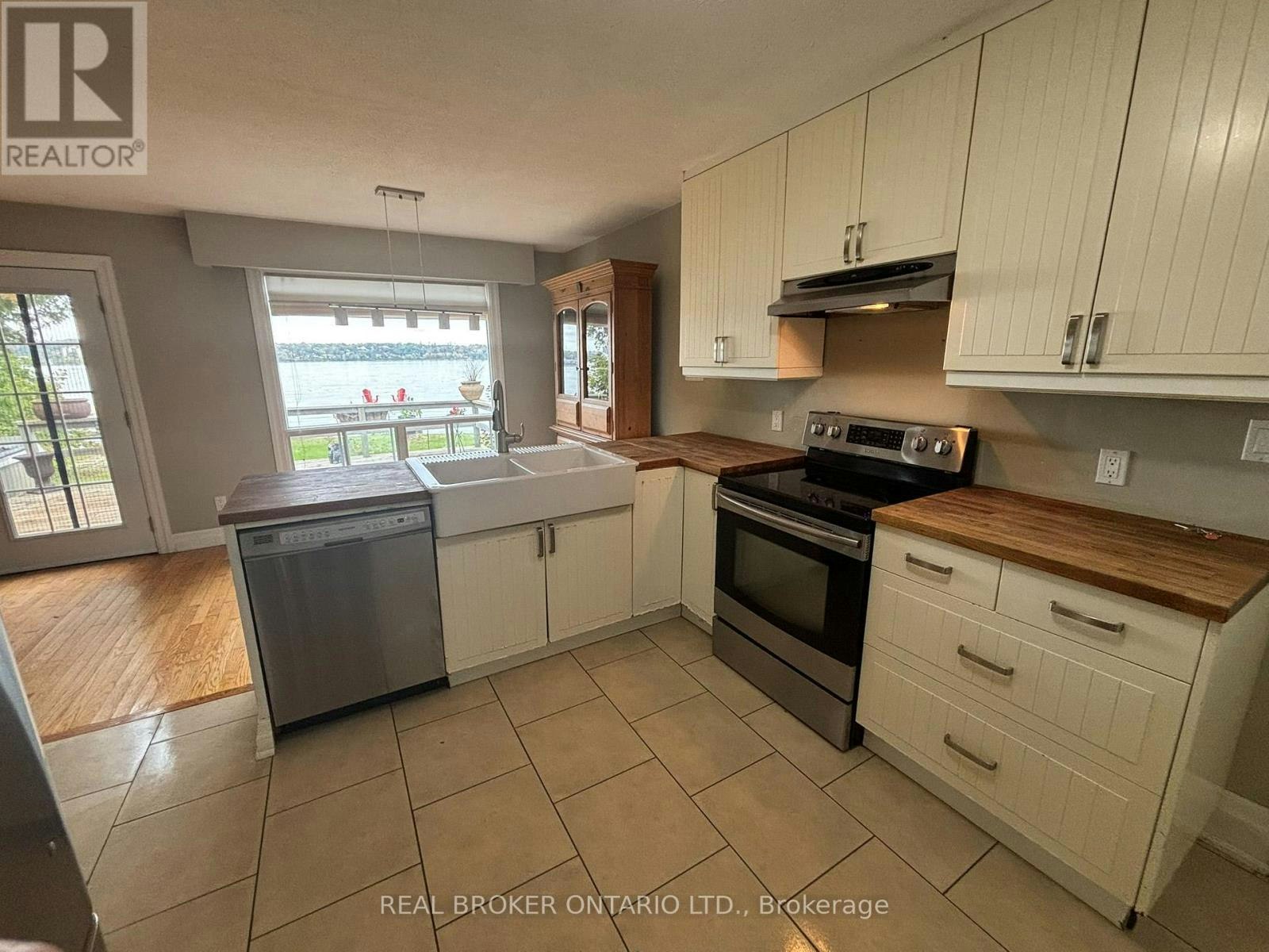 208 Kempview Lane, Barrie, ON, L4N 3W9 - 8