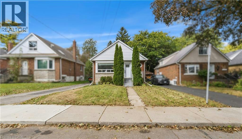 206 19th Street EAST, Hamilton, ON, L9A 4S5