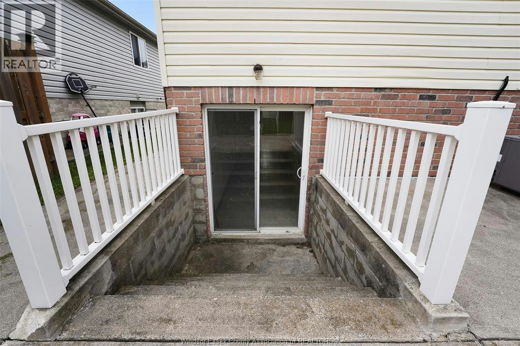 257 Dieppe Crescent, Kingsville, ON, N9Y 4E8 - 26