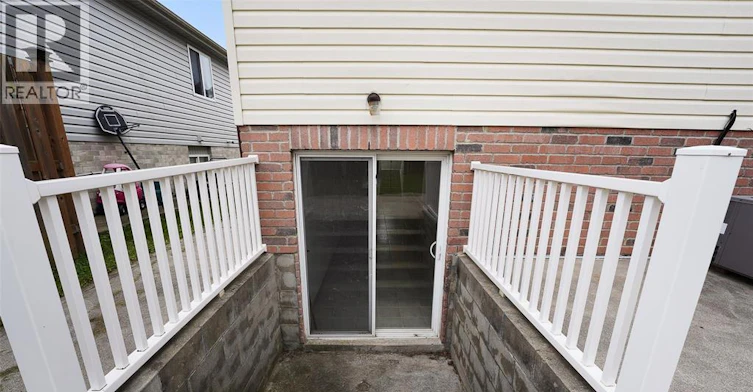 257 Dieppe Crescent, Kingsville, ON, N9Y 4E8 - 26