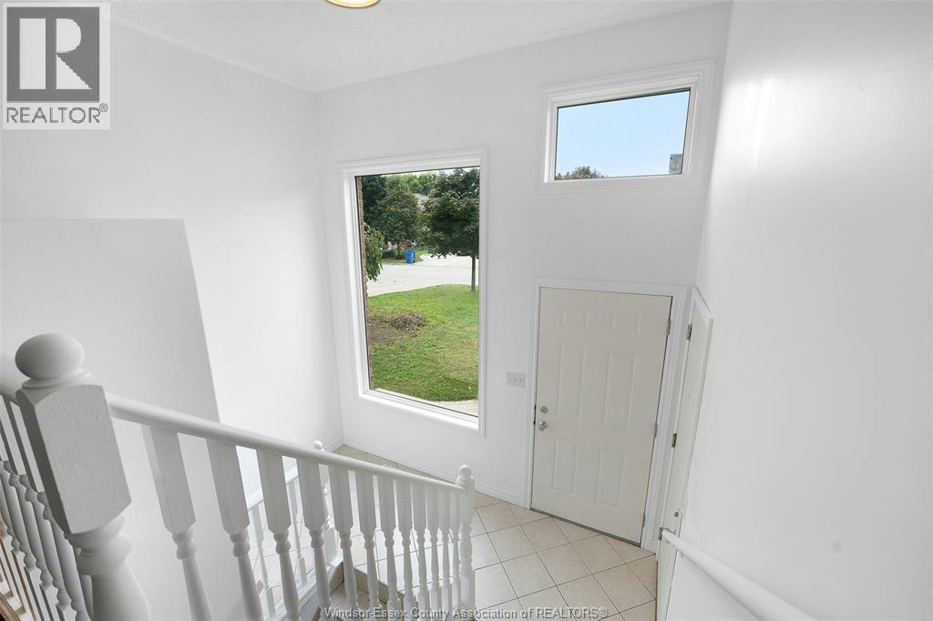 257 Dieppe Crescent, Kingsville, ON, N9Y 4E8 - 5