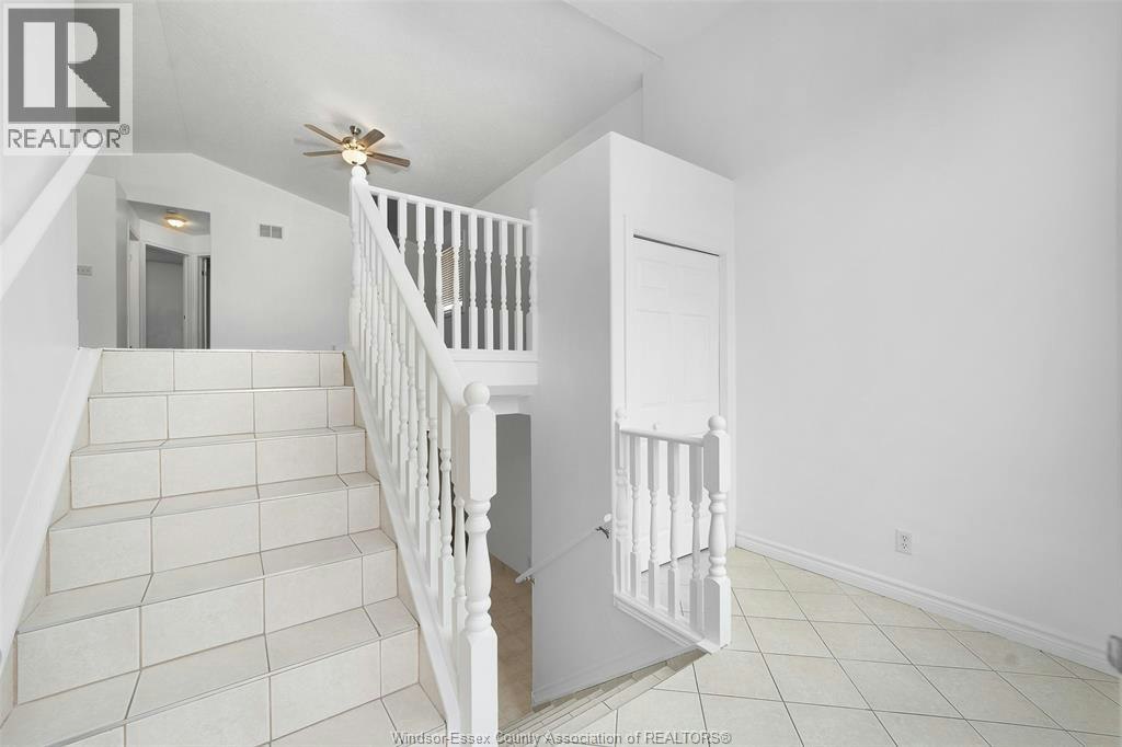 257 Dieppe Crescent, Kingsville, ON, N9Y 4E8 - 4