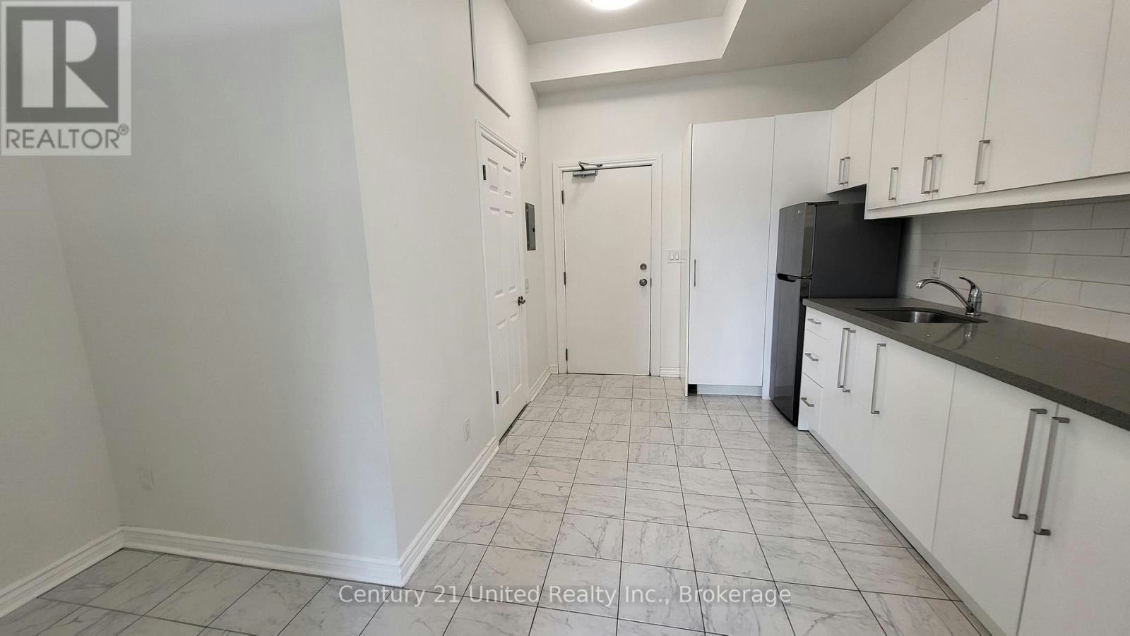 11 - 172-5 Hunter Street W, Peterborough, ON, K9H 2L2 - 3