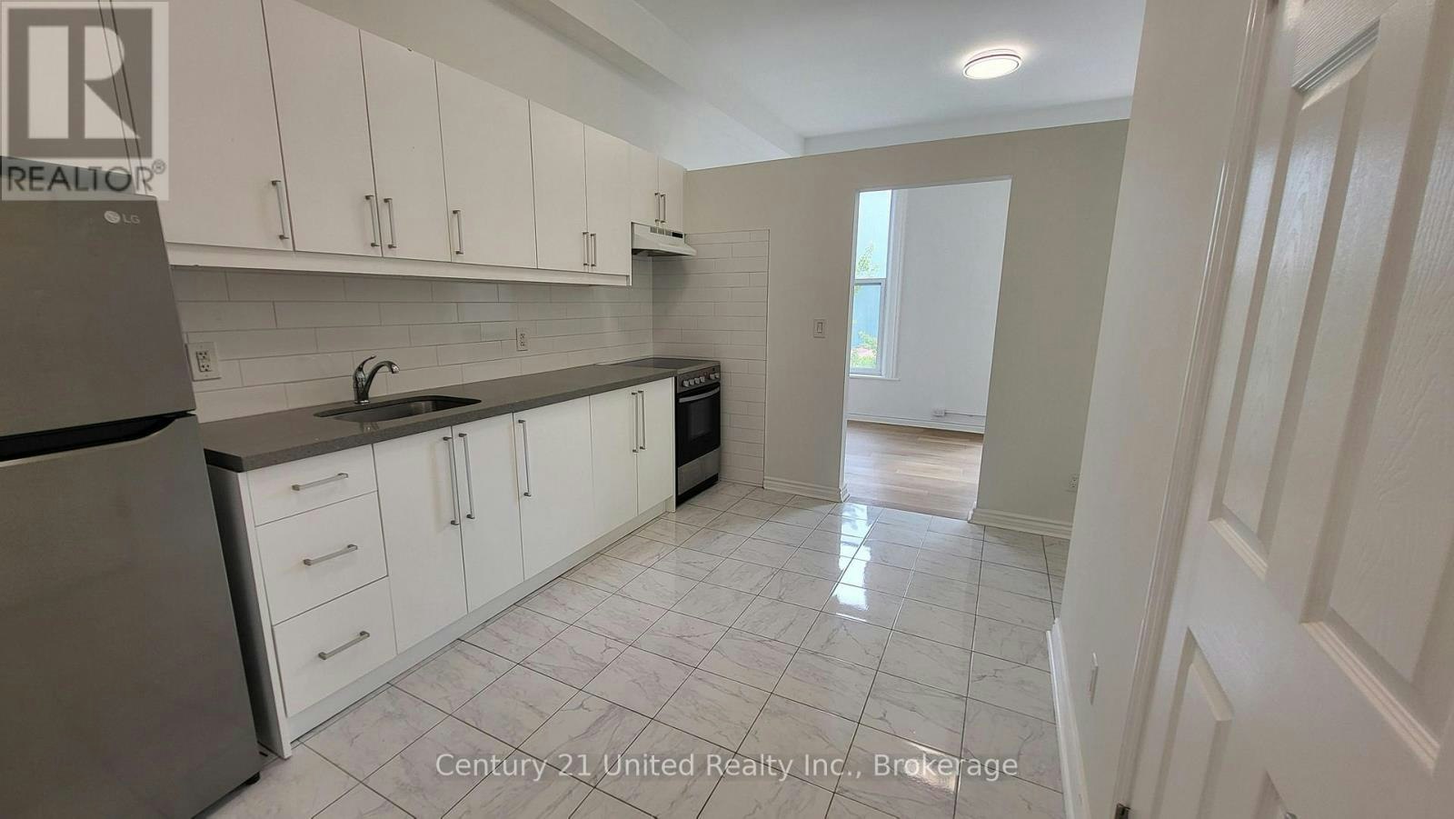 11 - 172-5 Hunter Street W, Peterborough, ON, K9H 2L2 - 2