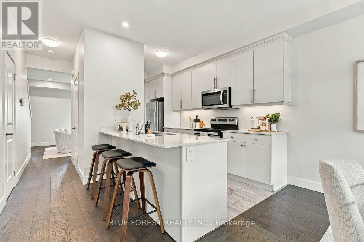 2112 Meadowgate Boulevard, London, ON, N6M 0H5 - 17