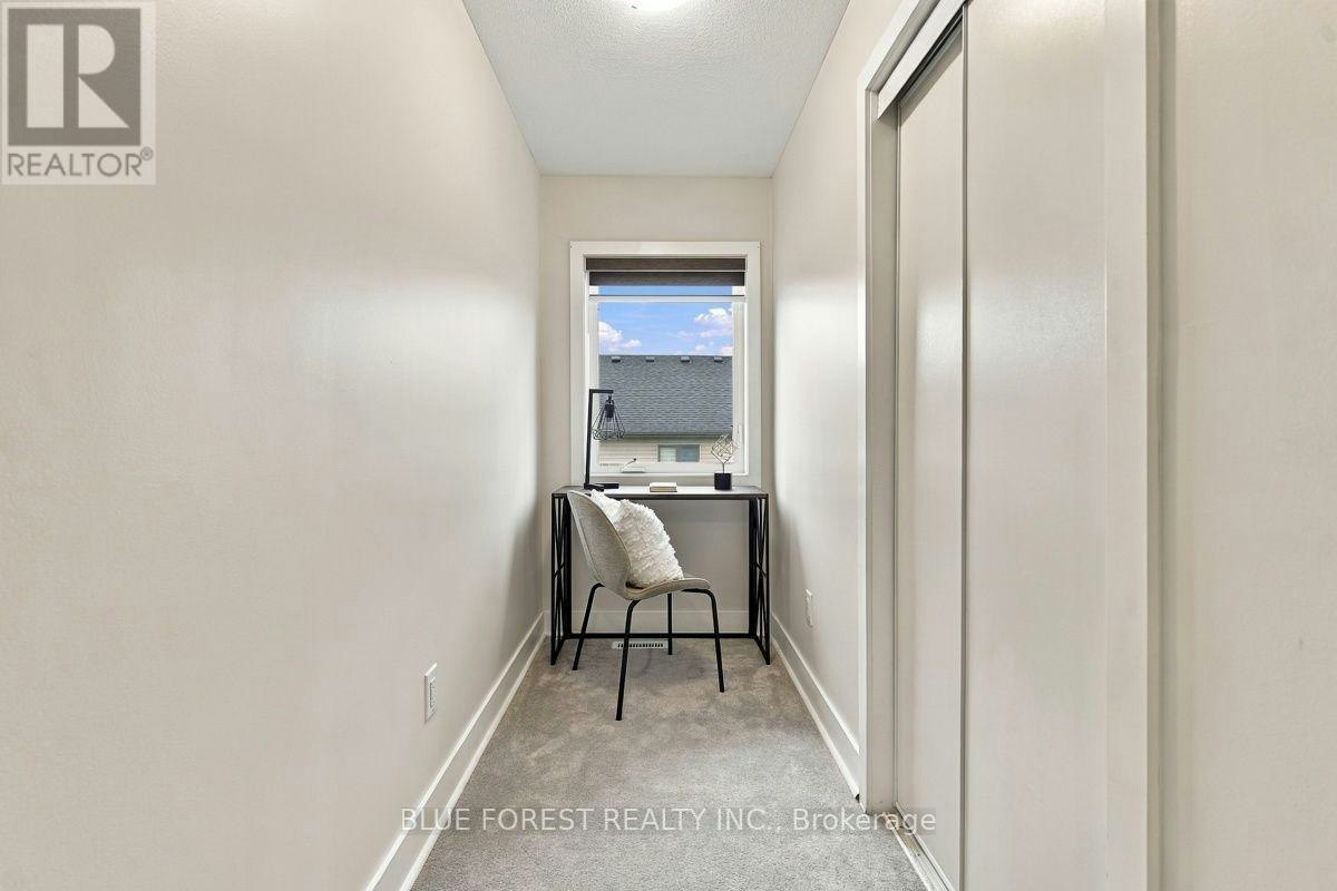 2112 Meadowgate Boulevard, London, ON, N6M 0H5 - 31