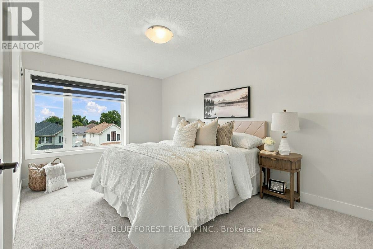 2112 Meadowgate Boulevard, London, ON, N6M 0H5 - 25