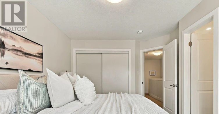 2112 Meadowgate Boulevard, London, ON, N6M 0H5 - 26